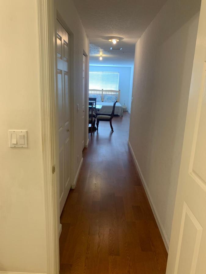 Bedroom Suite In Lauderdale Lakes Townhome 포트 로더데일 외부 사진