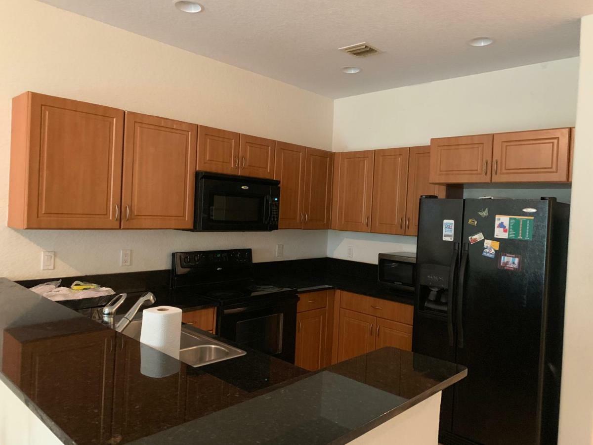 Bedroom Suite In Lauderdale Lakes Townhome 포트 로더데일 외부 사진