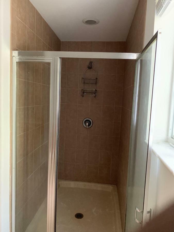 Bedroom Suite In Lauderdale Lakes Townhome 포트 로더데일 외부 사진